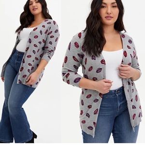 Torrid light gray cardigan sweater lip print red pink purple